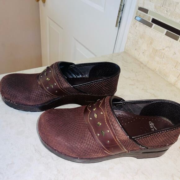 Dansko Pavan Leather Western Embossed Clogs size 39 - Picture 3 of 11